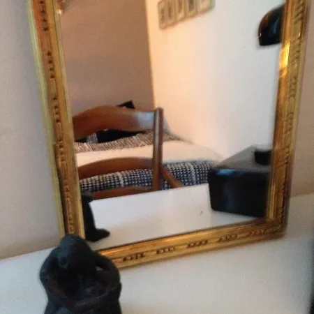 Bed & Breakfast La Maison Rose *
